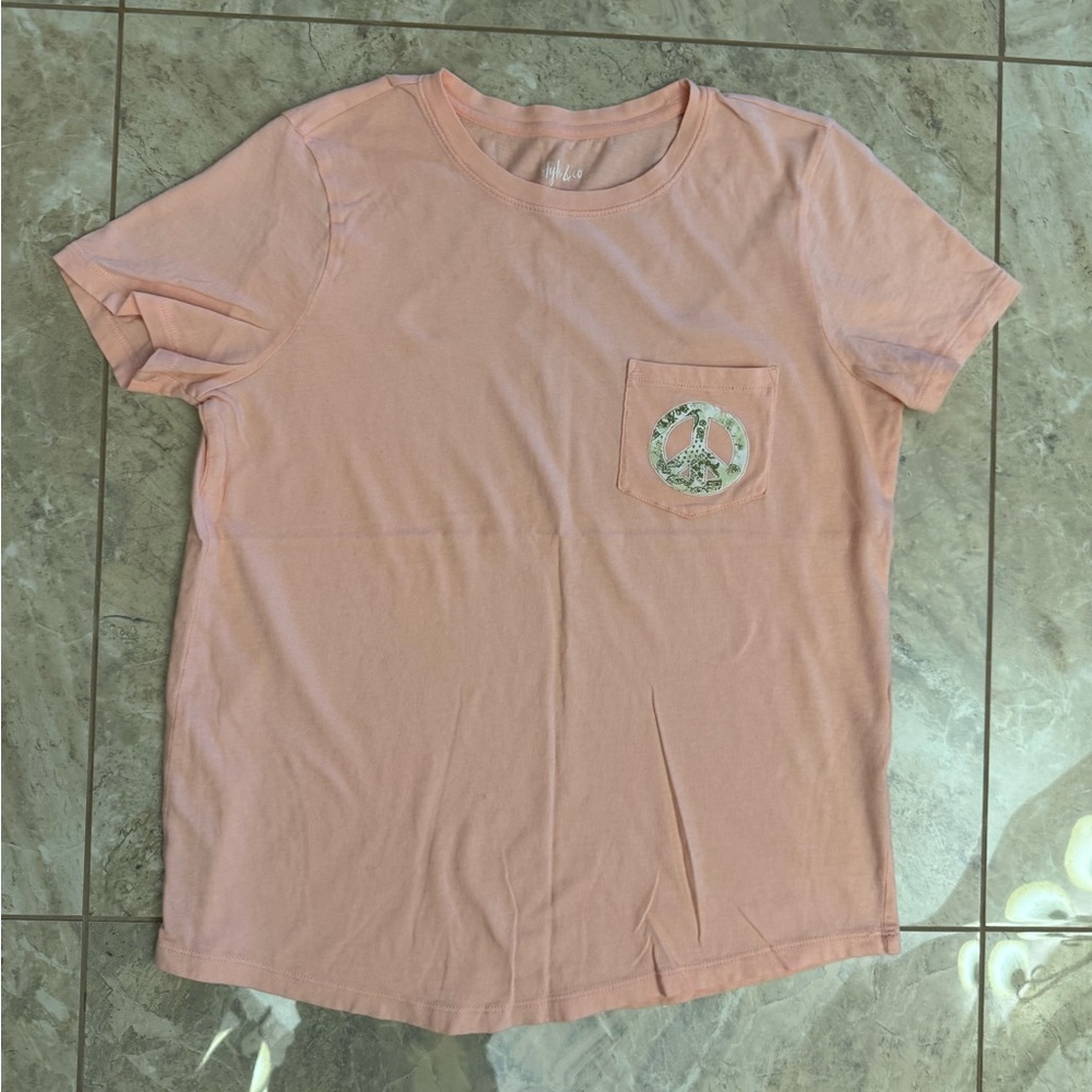 Style & Co Peace TShirt Medium